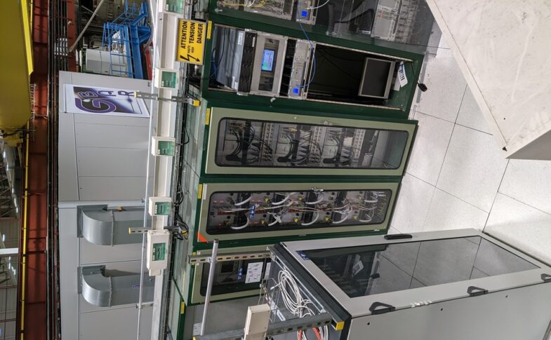 Racks de servidores em data center para computacao em nuvem e IA